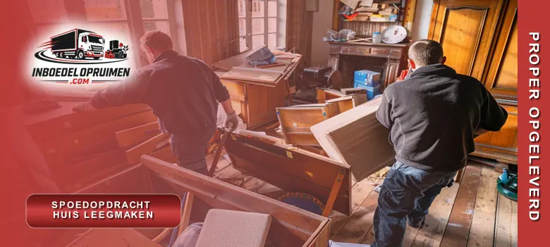 Twee medewerkers voeren spoedopdracht uit voor volledig leegmaken van huis binnen 48 uur in Vlaanderen